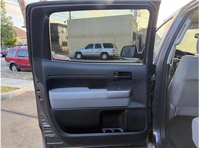 2013 Toyota Tundra Grade 4x2 4dr CrewMax Cab Pickup SB (5.7L V8)   - Photo 28 - South Gate, CA 90280