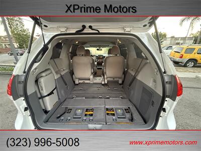 2012 Toyota Sienna XLE 7-Passenger Auto Acce   - Photo 18 - South Gate, CA 90280