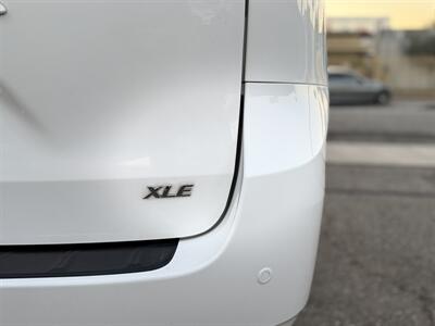 2012 Toyota Sienna XLE 7-Passenger Auto Acce   - Photo 11 - South Gate, CA 90280