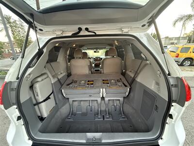 2012 Toyota Sienna XLE 7-Passenger Auto Acce   - Photo 17 - South Gate, CA 90280