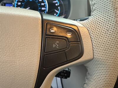2012 Toyota Sienna XLE 7-Passenger Auto Acce   - Photo 29 - South Gate, CA 90280