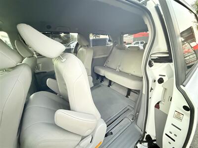 2012 Toyota Sienna XLE 7-Passenger Auto Acce   - Photo 36 - South Gate, CA 90280