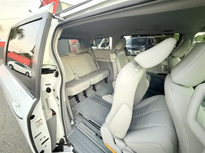 2012 Toyota Sienna XLE 7-Passenger Auto Acce   - Photo 40 - South Gate, CA 90280