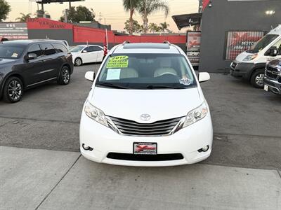 2012 Toyota Sienna XLE 7-Passenger Auto Acce   - Photo 3 - South Gate, CA 90280
