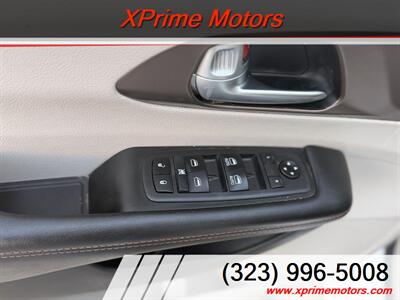 2018 Chrysler Pacifica Touring L   - Photo 15 - South Gate, CA 90280