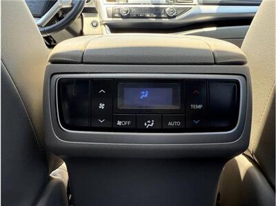 2016 Toyota Highlander XLE 4dr SUV   - Photo 33 - South Gate, CA 90280