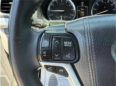 2016 Toyota Highlander XLE 4dr SUV   - Photo 24 - South Gate, CA 90280