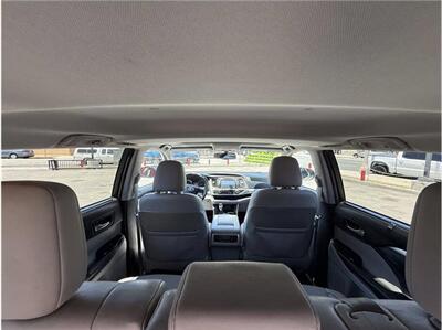 2016 Toyota Highlander XLE 4dr SUV   - Photo 15 - South Gate, CA 90280