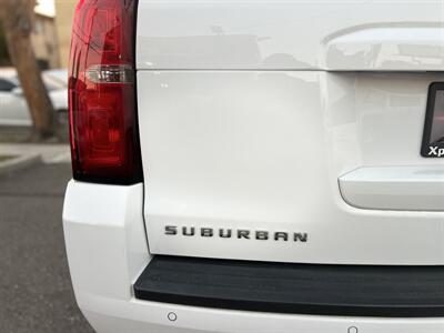 2018 Chevrolet Suburban LT   - Photo 11 - South Gate, CA 90280