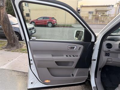 2015 Honda Pilot Touring   - Photo 14 - South Gate, CA 90280