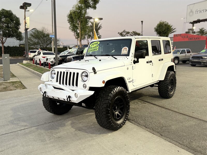 2016 Jeep Wrangler Unlimited Sahara - Photo 4 - South Gate, CA 90280