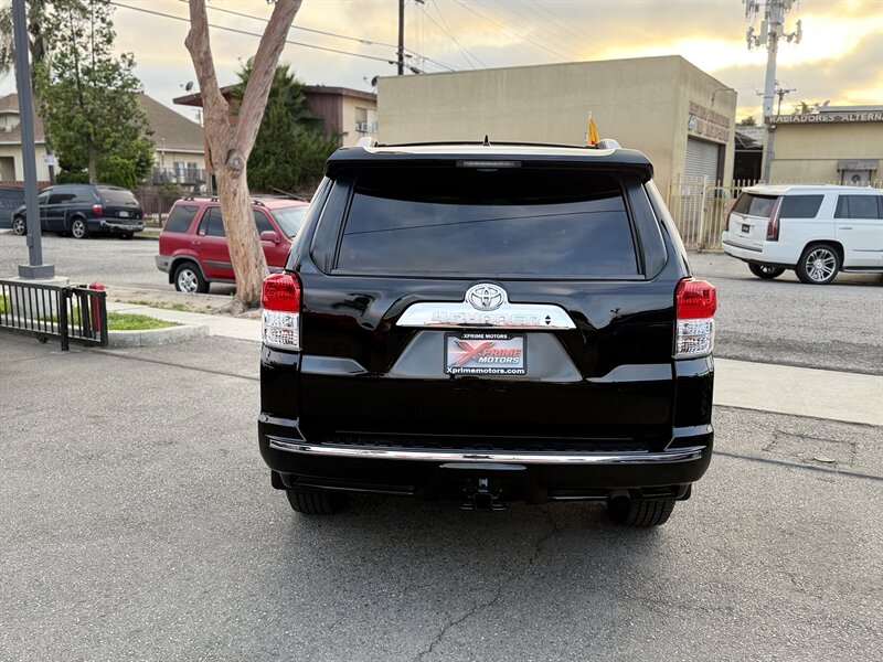 2013 Toyota 4Runner SR5   - Photo 7 - South Gate, CA 90280
