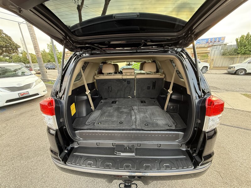 2013 Toyota 4Runner SR5   - Photo 13 - South Gate, CA 90280