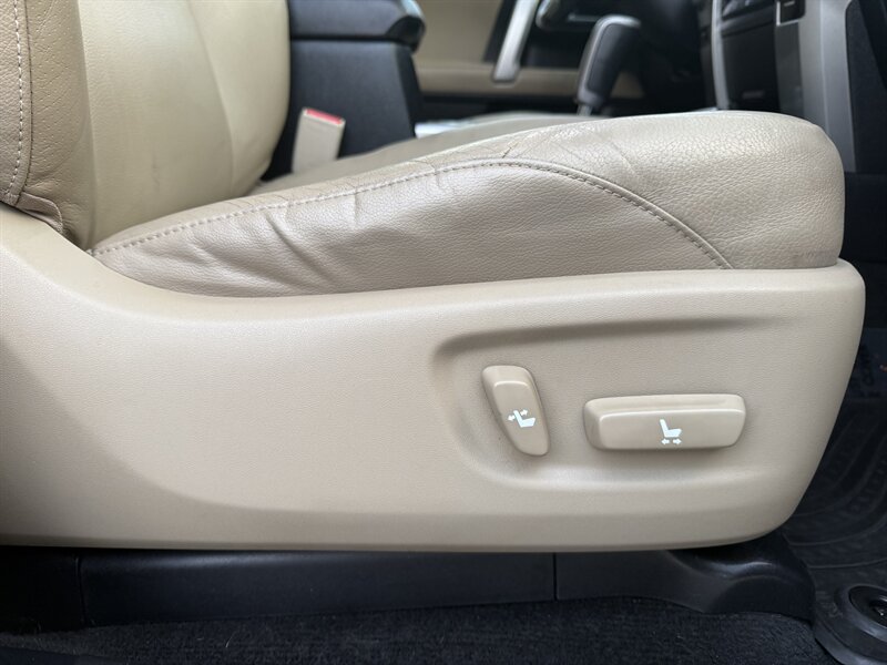 2013 Toyota 4Runner SR5   - Photo 39 - South Gate, CA 90280