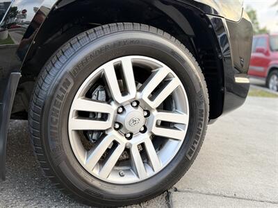 2013 Toyota 4Runner SR5   - Photo 10 - South Gate, CA 90280