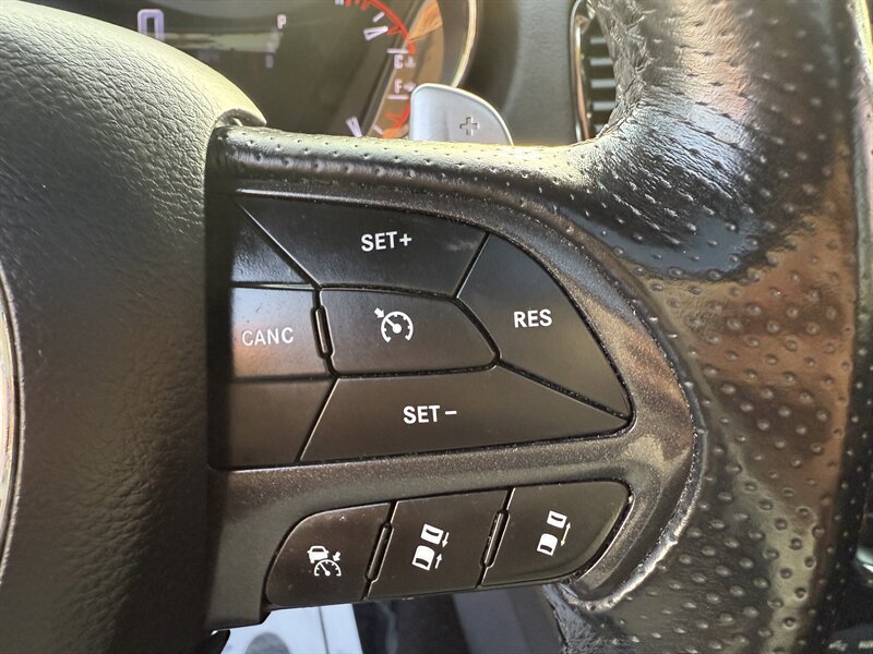 2018 Dodge Durango R/T   - Photo 25 - South Gate, CA 90280