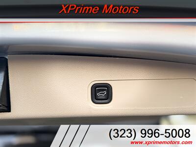 2011 Cadillac Escalade Luxury   - Photo 13 - South Gate, CA 90280