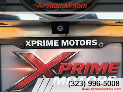 2011 Cadillac Escalade Luxury   - Photo 11 - South Gate, CA 90280