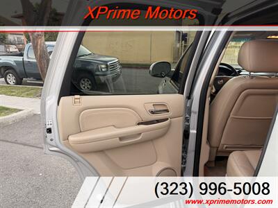 2011 Cadillac Escalade Luxury   - Photo 27 - South Gate, CA 90280