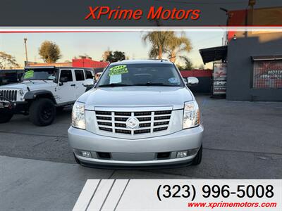 2011 Cadillac Escalade Luxury   - Photo 2 - South Gate, CA 90280
