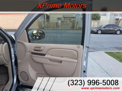 2011 Cadillac Escalade Luxury   - Photo 35 - South Gate, CA 90280