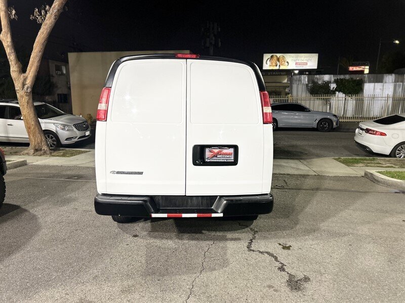 2017 Chevrolet Express 2500   - Photo 6 - South Gate, CA 90280