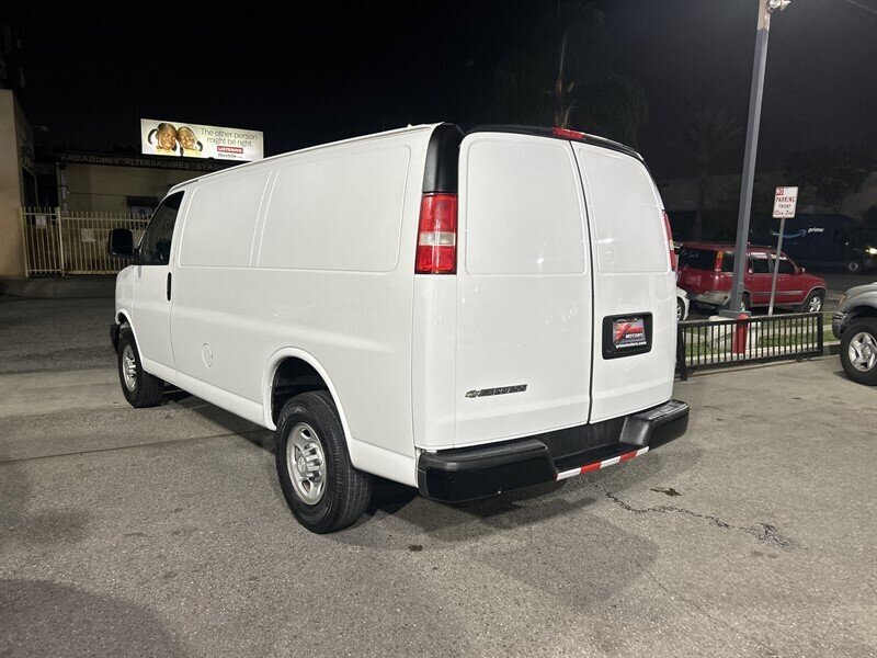 2017 Chevrolet Express 2500   - Photo 5 - South Gate, CA 90280