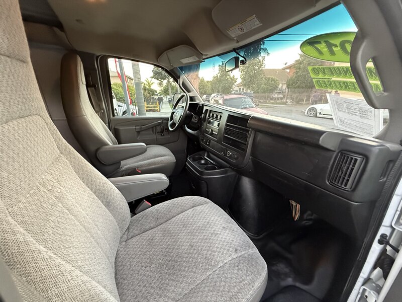 2017 Chevrolet Express 2500 - Photo 24 - South Gate, CA 90280