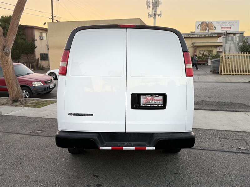 2017 Chevrolet Express 2500 - Photo 6 - South Gate, CA 90280