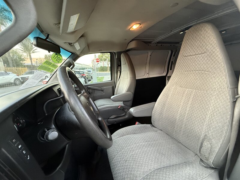 2017 Chevrolet Express 2500 - Photo 16 - South Gate, CA 90280