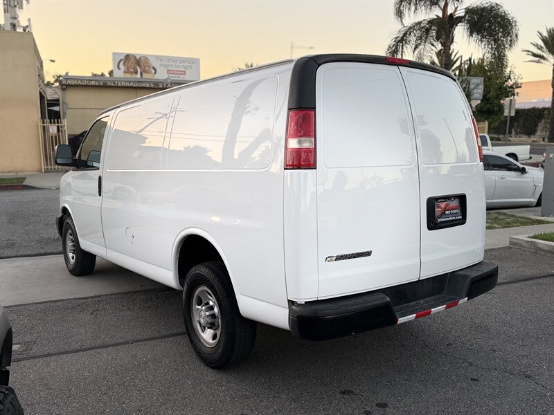 2017 Chevrolet Express 2500 - Photo 5 - South Gate, CA 90280