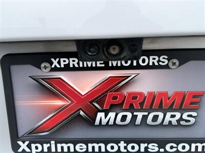 2018 Cadillac Escalade Luxury   - Photo 12 - South Gate, CA 90280