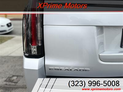 2018 Cadillac Escalade Luxury   - Photo 11 - South Gate, CA 90280