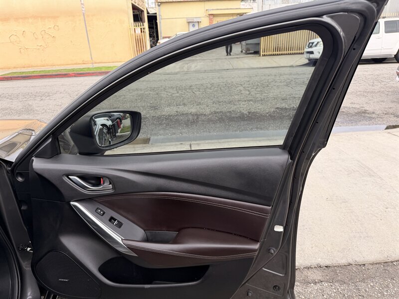 2017 Mazda Mazda6 Grand Touring - Photo 32 - South Gate, CA 90280
