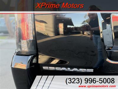 2016 Cadillac Escalade ESV Luxury Collection   - Photo 9 - South Gate, CA 90280