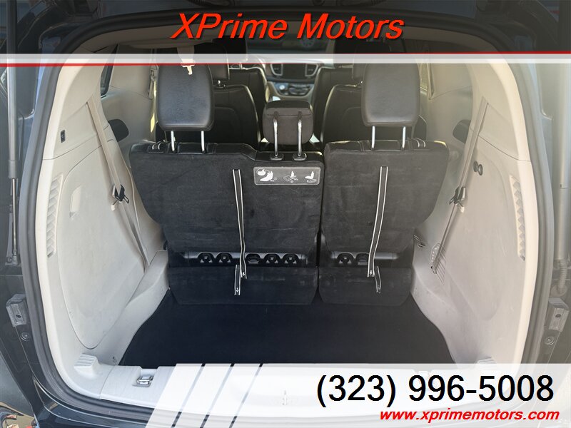2019 Chrysler Pacifica Touring L - Photo 13 - South Gate, CA 90280