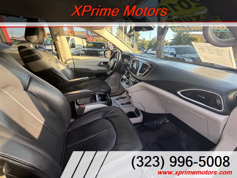 2019 Chrysler Pacifica Touring L - Photo 37 - South Gate, CA 90280