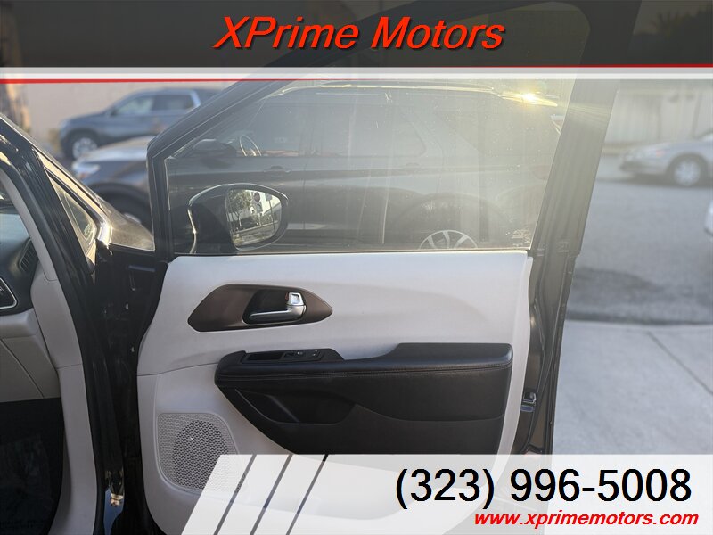 2019 Chrysler Pacifica Touring L - Photo 36 - South Gate, CA 90280