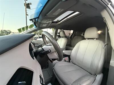 2013 Toyota Sienna XLE 8-Passenger - Photo 14 - South Gate, CA 90280