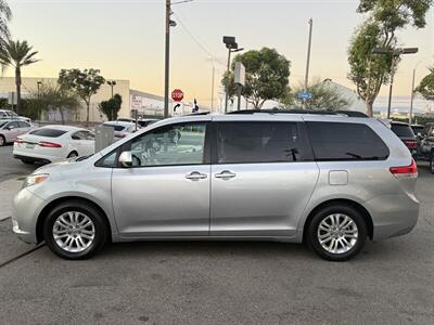 2013 Toyota Sienna XLE 8-Passenger - Photo 5 - South Gate, CA 90280