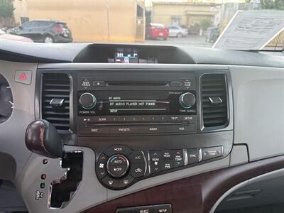 2013 Toyota Sienna XLE 8-Passenger - Photo 21 - South Gate, CA 90280