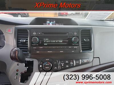 2013 Toyota Sienna XLE 8-Passenger   - Photo 21 - South Gate, CA 90280