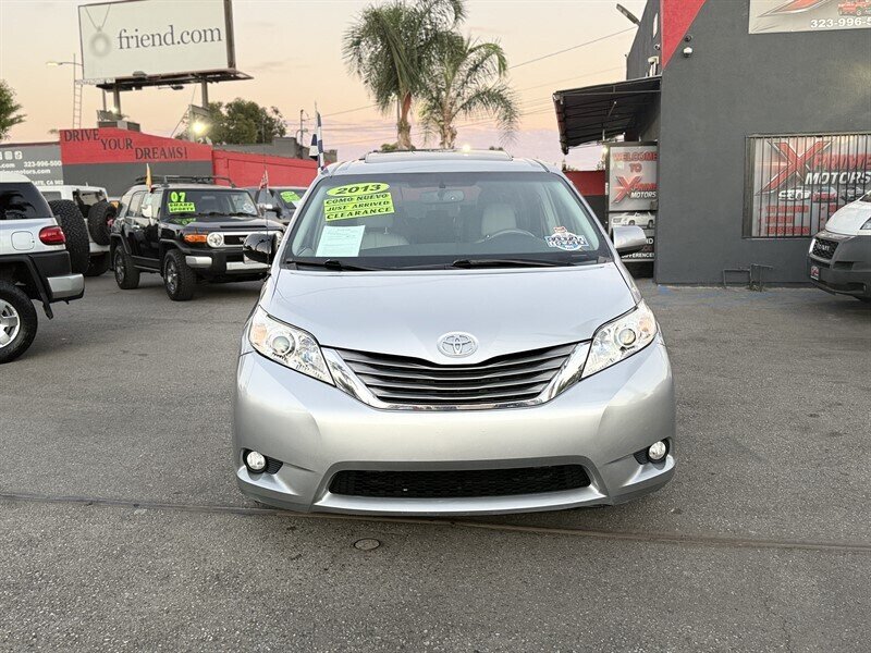 2013 Toyota Sienna XLE 8-Passenger - Photo 2 - South Gate, CA 90280