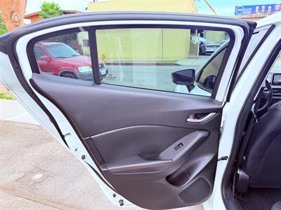 2016 Mazda Mazda3 i Grand Touring   - Photo 27 - South Gate, CA 90280