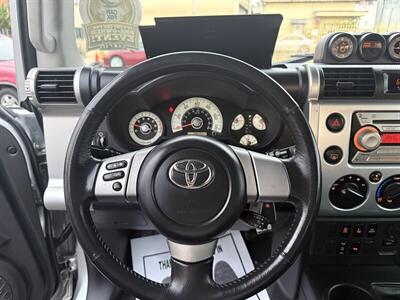 2007 Toyota FJ Cruiser 4dr SUV - Photo 17 - South Gate, CA 90280