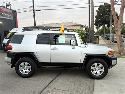 2007 Toyota FJ Cruiser 4dr SUV - Photo 9 - South Gate, CA 90280
