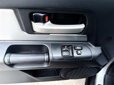 2007 Toyota FJ Cruiser 4dr SUV - Photo 14 - South Gate, CA 90280