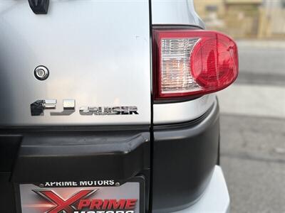 2007 Toyota FJ Cruiser 4dr SUV   - Photo 11 - South Gate, CA 90280