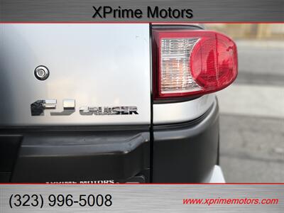 2007 Toyota FJ Cruiser 4dr SUV   - Photo 11 - South Gate, CA 90280