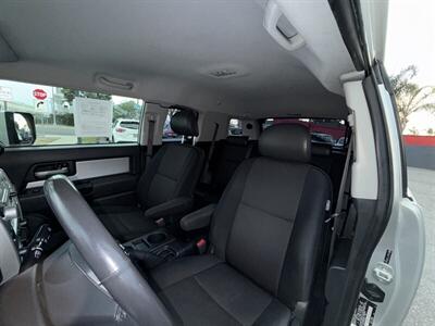 2007 Toyota FJ Cruiser 4dr SUV - Photo 16 - South Gate, CA 90280